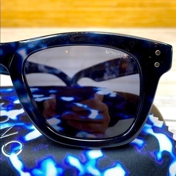 New KOMONO Sunglasses Allen indigo blue tortoise wayfarer style